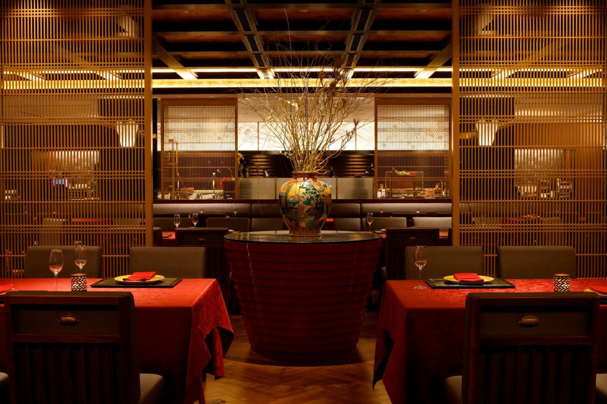 The Hotel Sanraku Kanazawa 21Th December 2022 Open Exteriör bild Interior of a restaurant in Tokyo